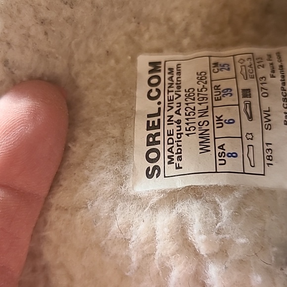 Sorel waterproof boots - Picture 6 of 13